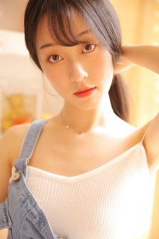 粉嫩小缝口太窄了进不去